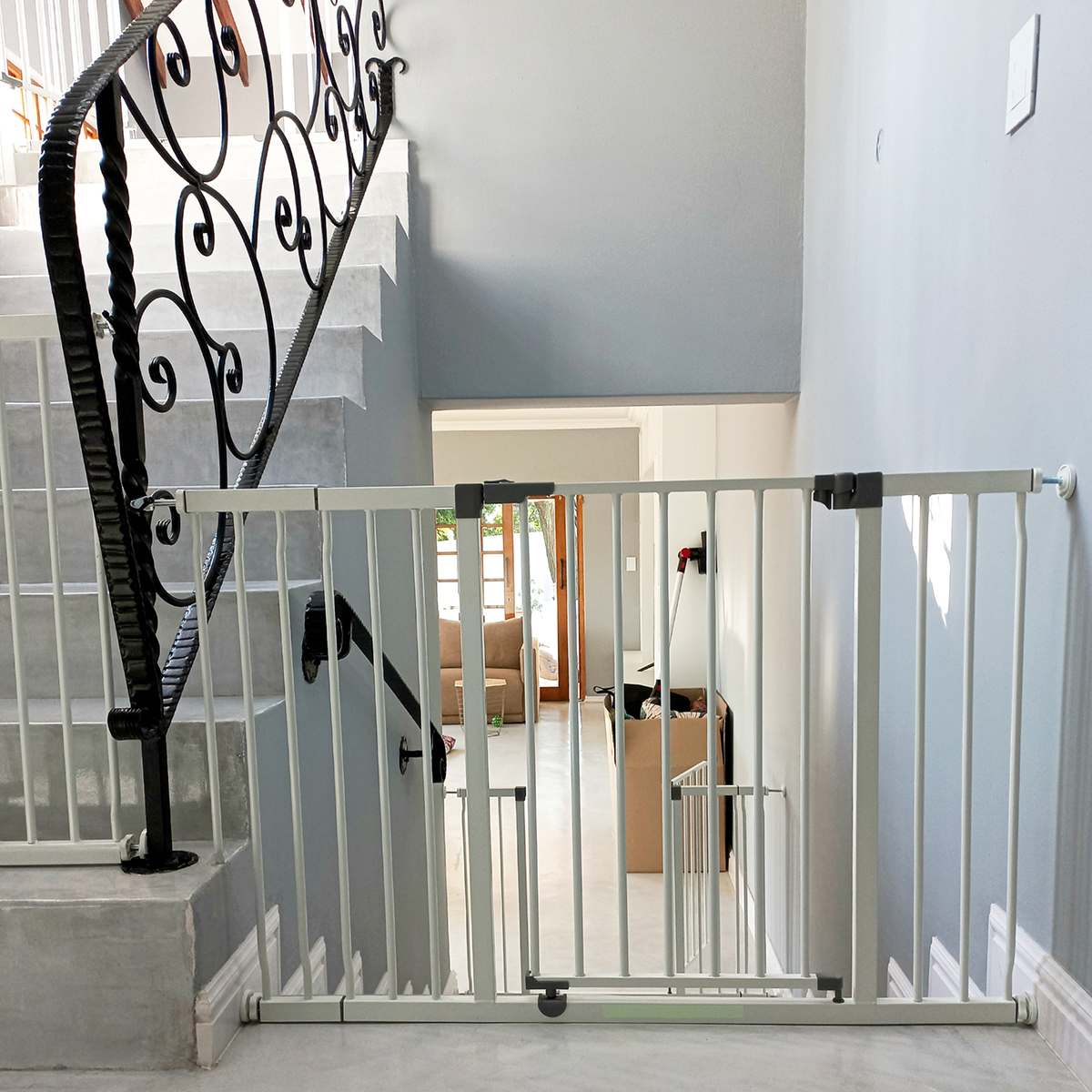 dreambaby-gate-specialized-installation